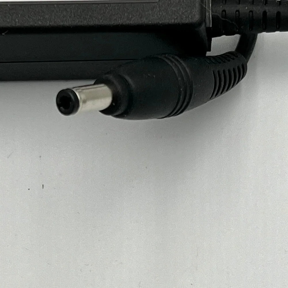 Toshiba Laptop AC Adapter OS 19V 3.42A Black Very Good PA3917U-1ACA 65W Charger